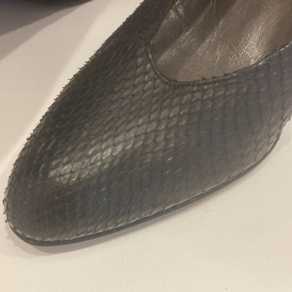 Vintage Christian Dior black python pumps - Picture 7 of 13